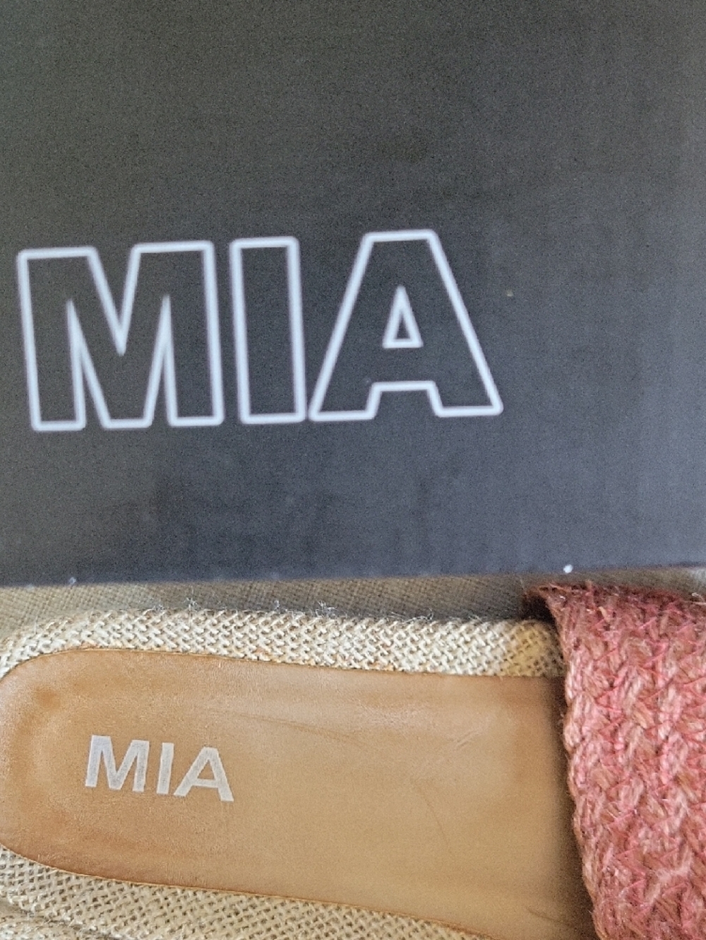 MIA Sz 8 Brick Braided Slide Sandals with Neutral Footbed - Picture 4 of 6